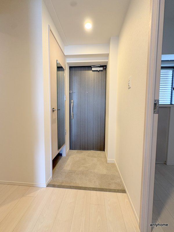 スプランディッド玉造DUE　仲介手数料無料の玄関