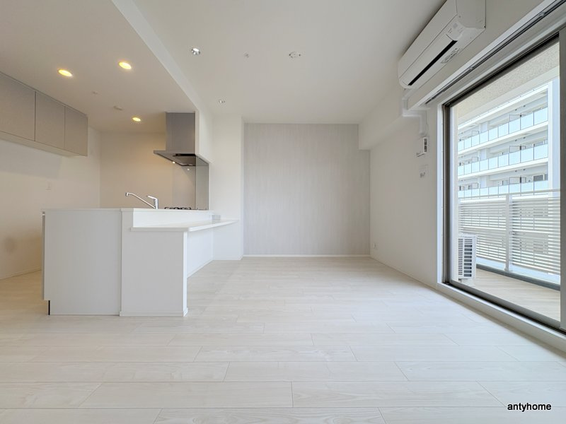 スプランディッド玉造DUE　仲介手数料無料の居間・リビング