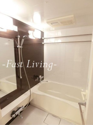 HOUSE岩本町の浴室