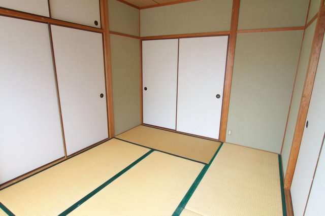 西原マンションの内装