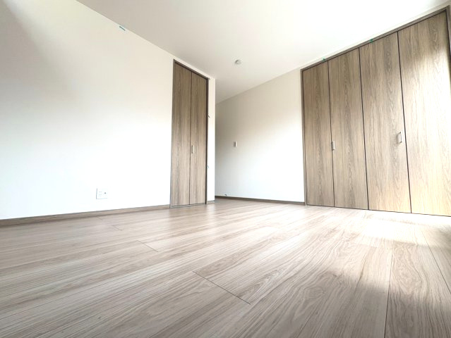 【価格改定】長岡京市久貝2丁目　　の洋室|納戸（約5帖）
お子様部屋にちょうど良いお部屋です。
