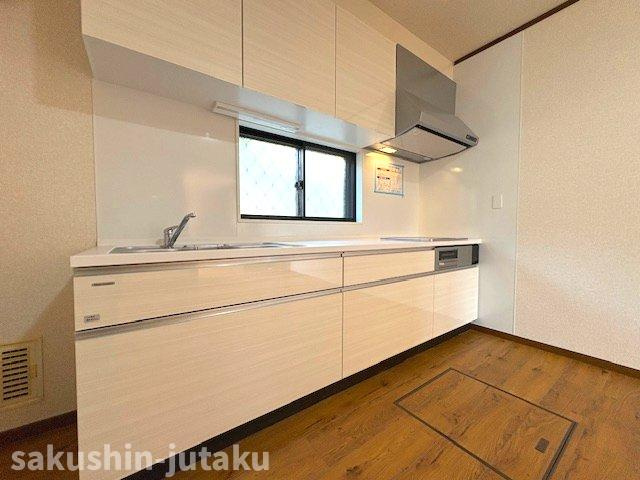 八千代台南２丁目　リーフォーム戸建のキッチン
