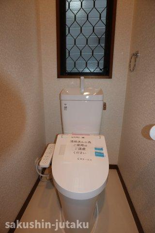 八千代台南２丁目　リーフォーム戸建のトイレ|１階　ウォシュレット付き