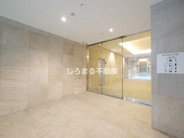 アーバス天満橋のロビー