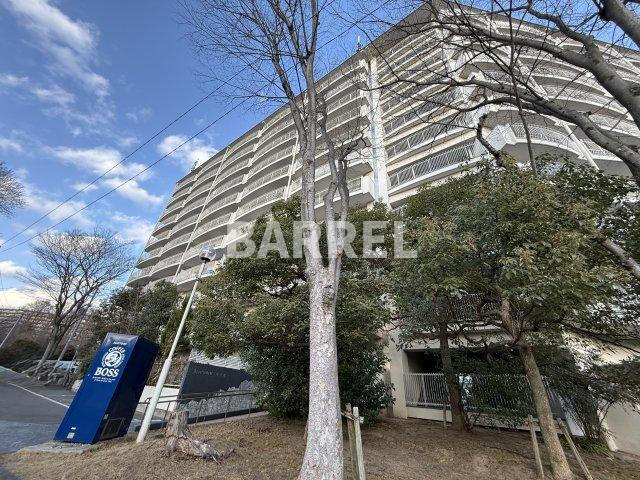 アパルトマン北千里の外観