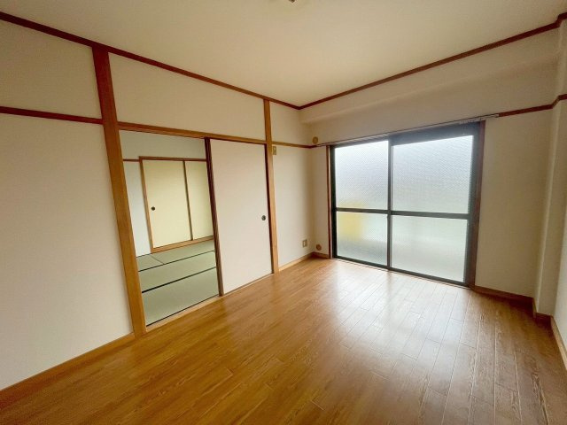 第2中尾ハイツの居間・リビング