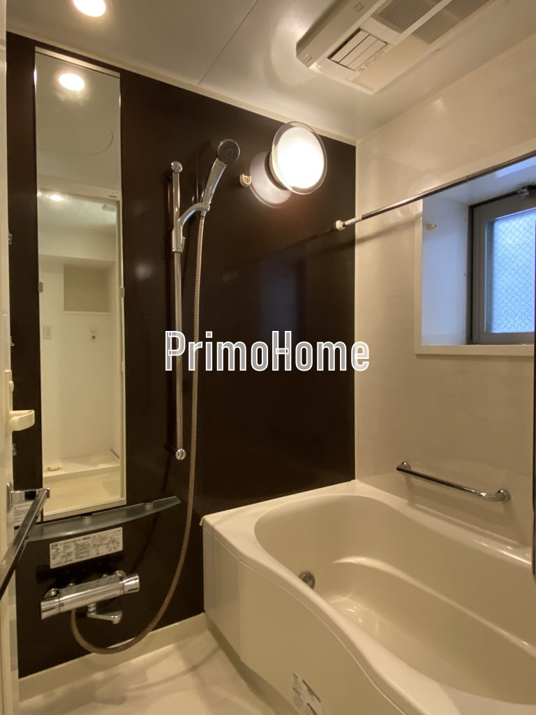 日神デュオステージ御徒町の浴室