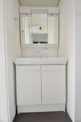【独立洗面台】 | スヴェート武蔵野 | 別部屋の写真です！