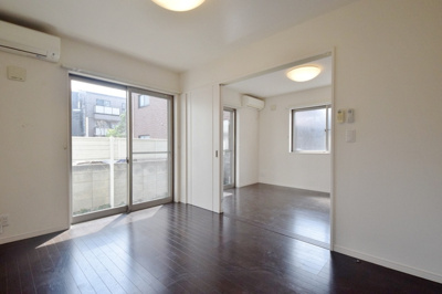 【居間・リビング】 | スヴェート武蔵野 | 別部屋の写真です！