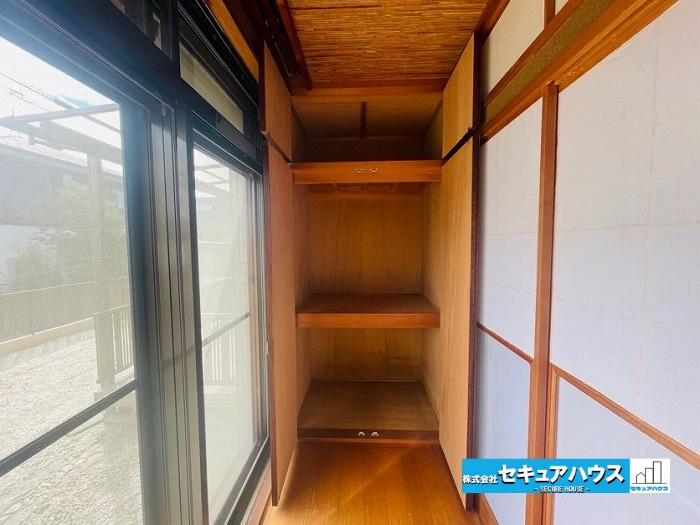 【今からご案内可能♪】知多市南巽が丘2丁目　中古建ての収納|事前予約にて現地ご見学いただけます！お気軽にお問い合わせください♪
■株式会社　セキュアハウス　豊明支店■
住宅ローンに強く、知識、経験豊富なスタッフ在籍
お客様に寄り添い、ご成約後もサポート致します