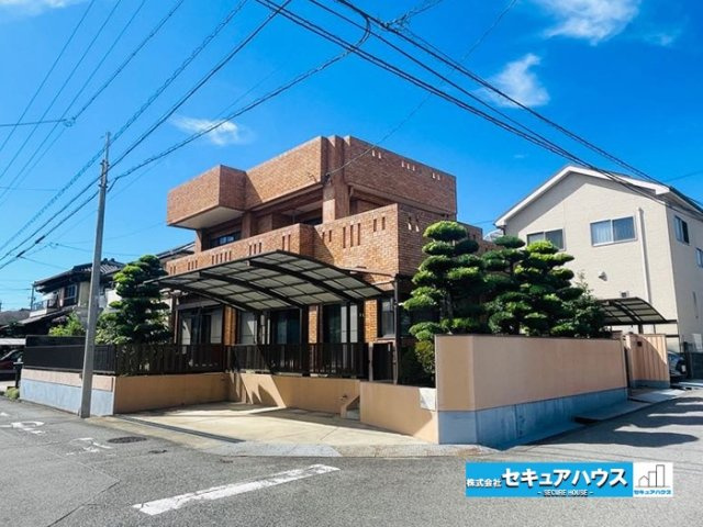 【今からご案内可能】知多市南巽が丘2丁目　中古建ての外観|◆駐車2台可能！(但し、車種による)
◎まずは、お気軽にお問い合わせください。現地を案内しながら周辺環境も見て頂けます。