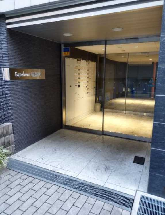 エスペルーモ桜新町　二人入居可　独立洗面台　敷金０のエントランス
