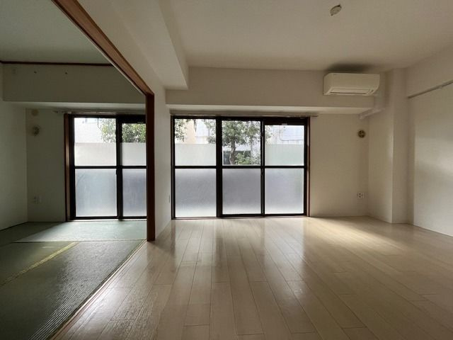 カトレアの居間・リビング