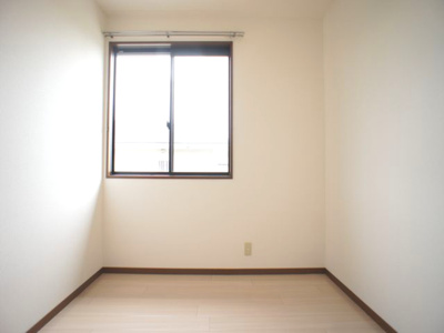 【子供部屋】 | ラフォーレ・アップルD | お部屋がスッキリ♪