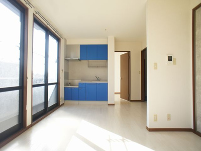 【居間・リビング】 | ラフォーレ・アップルD | 広々リビング♪