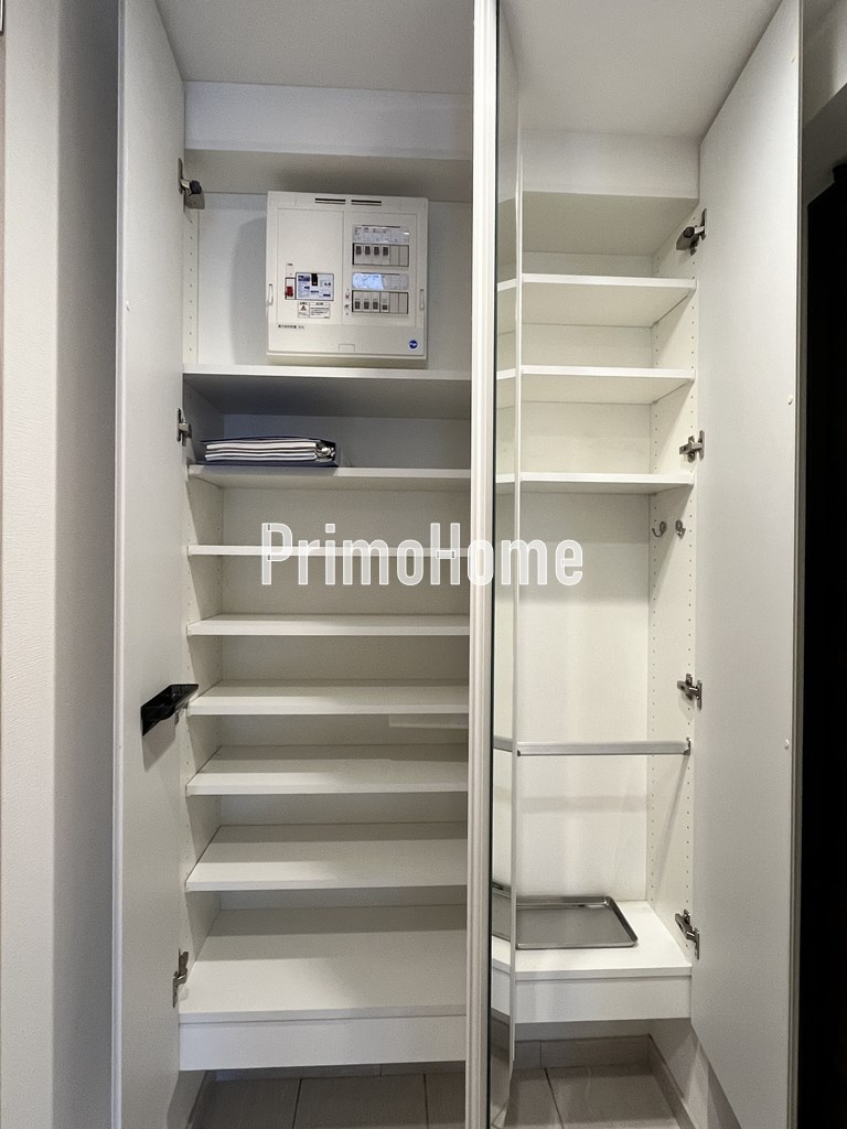 グレイスコート岩本町の収納