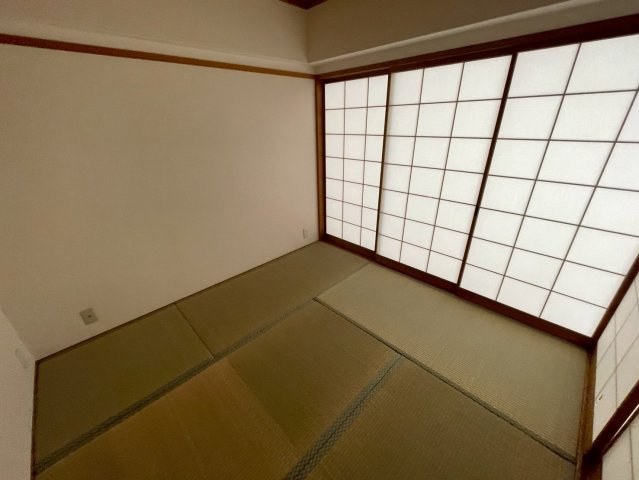 メゾンドカスカード六甲の和室