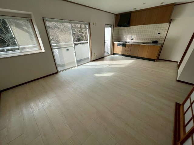 メゾンドカスカード六甲の居間・リビング