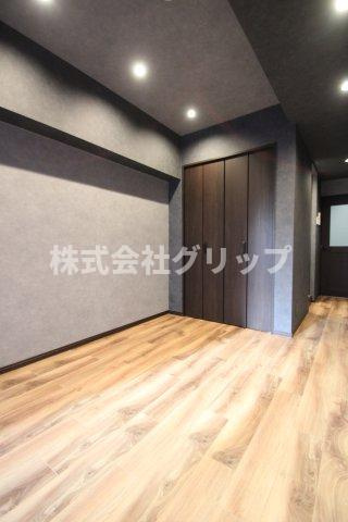 ライオンズマンション伊勢佐木長者町第二の洋室