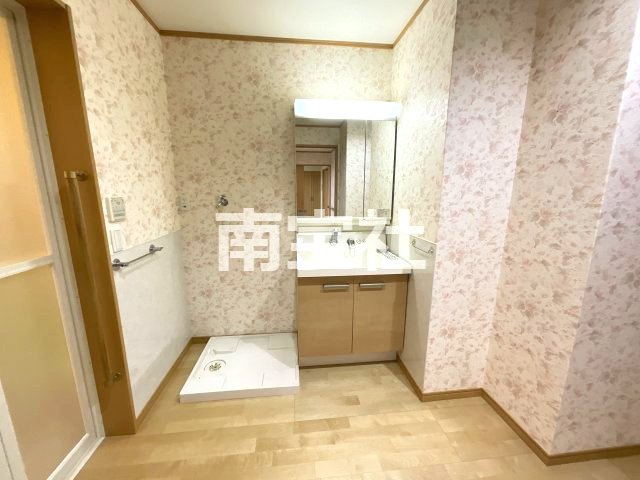 【独立洗面台】