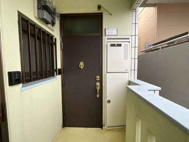 【玄関】