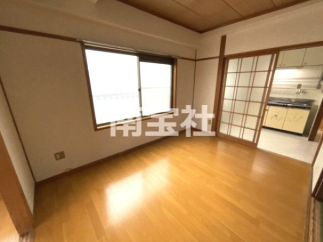 【居間・リビング】