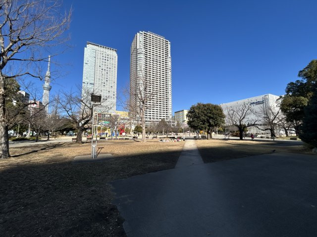 ブリリアタワー東京の周辺