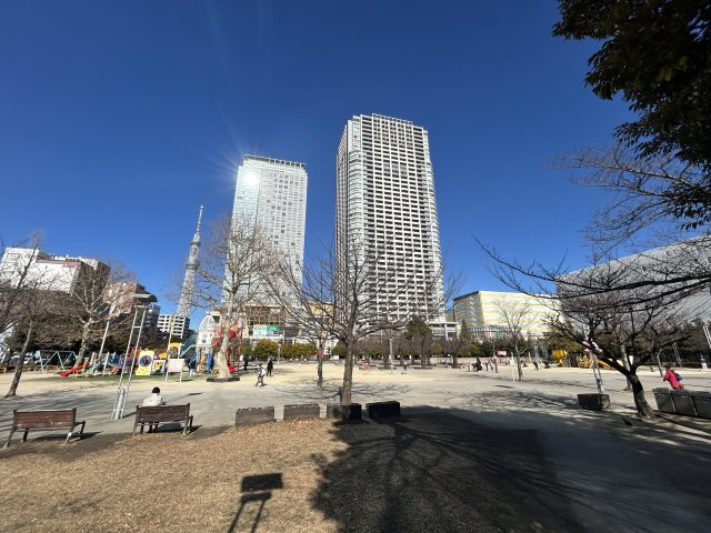 ブリリアタワー東京の周辺