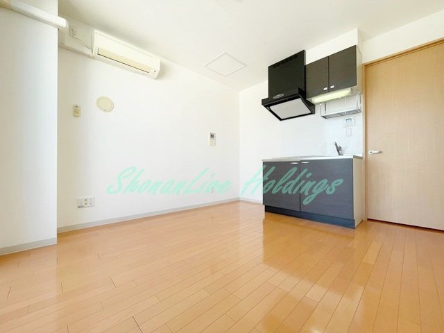 横浜市戸塚区戸塚町の賃貸マンションの洋室