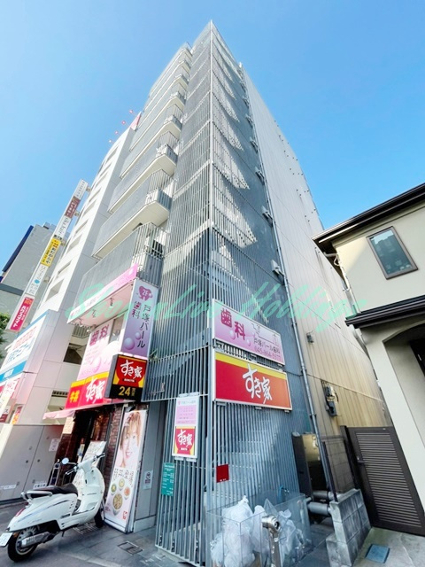 横浜市戸塚区戸塚町の賃貸マンションの外観|おしゃれな外観です♪