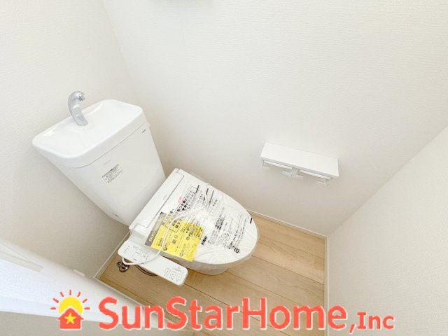 【サンスターホーム】福生市加美平1丁目　省エネ新築3号棟のトイレ