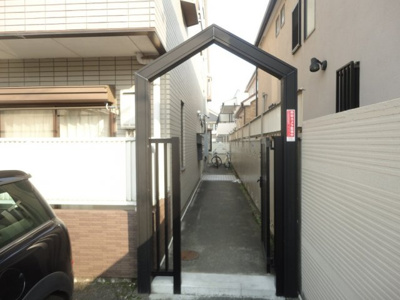 【エントランス】 | シャトレ松庵