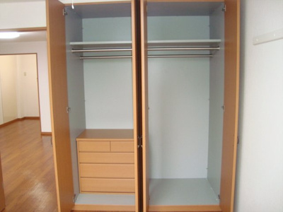 【収納】 | アドラブールＦ | クローゼット（洋室②）
