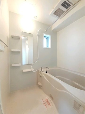 【浴室】 | アンソレイエ | 落ち着いた空間のお風呂です