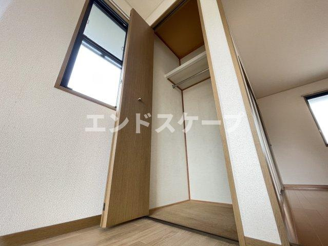 オリゾン　Aの収納|高崎、前橋エリアのお部屋探しはエンドスケープまで！お客様の理想お聞かせ下さい♪
内装の色味が画像と異なる場合がございます。