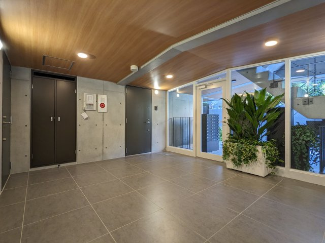 ミオテゾーロ哲学堂カーザのロビー