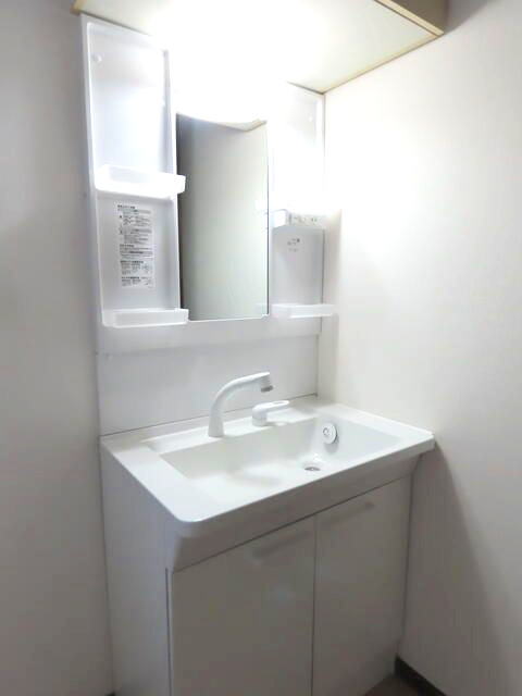 港南区戸建ての洗面所