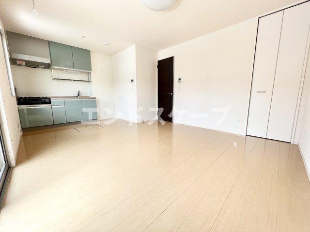 レーブ中泉の居間・リビング|高崎、前橋エリアのお部屋探しはエンドスケープまで！お客様の理想お聞かせ下さい♪