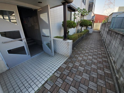 【エントランス】 | 高井マンション