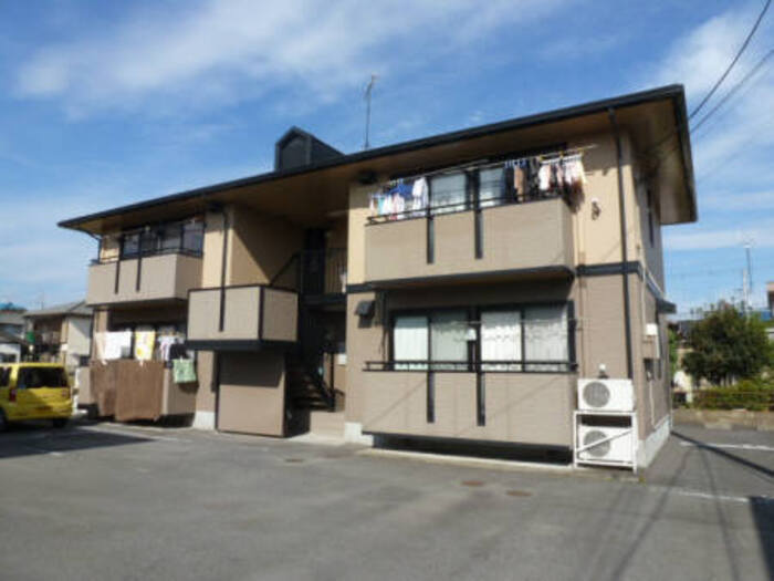 パミドールCのエントランス|高崎、前橋エリアのお部屋探しはエンドスケープまで！お客様の理想お聞かせ下さい♪