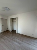【洋室】 | 第参参プリンスマンション城南 | こちらのお部屋は2面窓から室内に多く光を取り入れております。景色も広く見えるので開放感があります