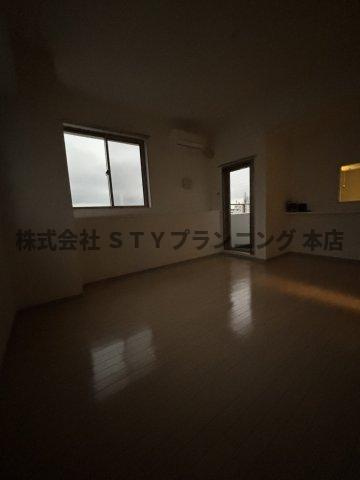 仲介手数料0円！Marche IIIの居間・リビング