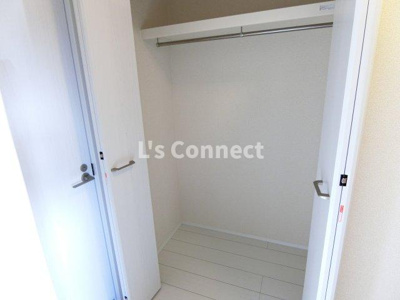 【設備】 | ＦｏｌｕｎａⅡ | 廊下にも収納付きです。