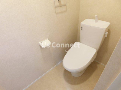 【トイレ】 | ＦｏｌｕｎａⅡ | 温水洗浄便座付きのトイレ。