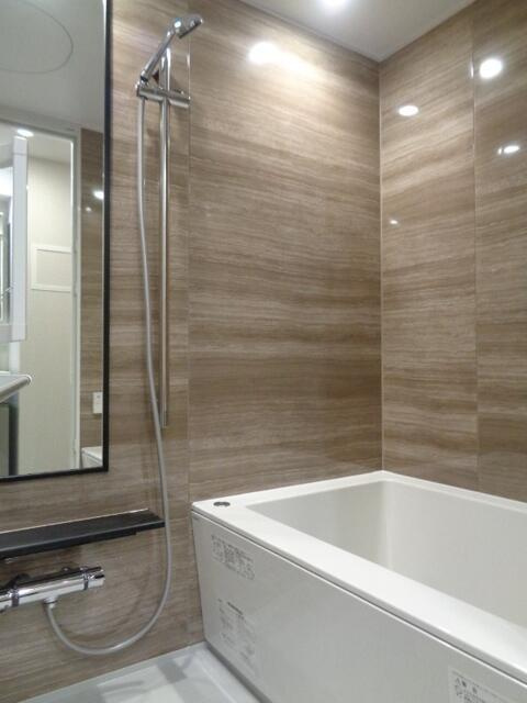 ドムス・スタイル森下の浴室| 