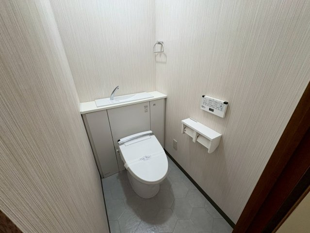 ライオンズマンション栄｜名古屋市の賃貸ならMy賃貸のトイレ|ライオンズマンション栄