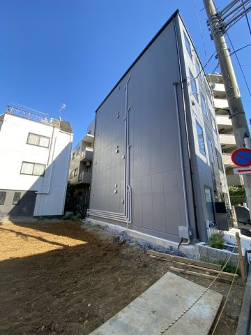 ヴィクトワール方南の外観