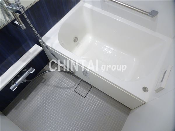 ハイムローゼⅦの浴室