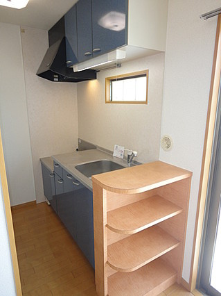 メゾンエトワールのキッチン|同物件の別号室のお部屋です。現況を優先とします。