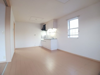 【居間・リビング】 | セレーノ洞海 | 【簡単オンライン契約】来店不要でオンライン申込み＆契約可能♪